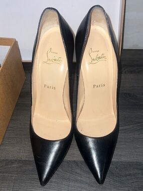 *AUTHENTIC* Christian Louboutin Black Pointed-Toe Leather Pumps 120mm